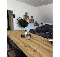 2 Zimmerwohnung an der Burg - 800,00 EUR Kaltmiete, in Bad Lippspringe (PLZ: 33175)