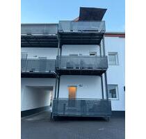 Wohnung zum vermieten - 800,00 EUR Kaltmiete, ca.  80,00 m² in Apolda (PLZ: 99510)