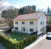 Attraktive 4-Zimmer-Wohnung mit Balkon, Carport & Stellplatz - Krauchenwies