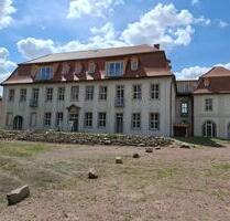 Erstbezug nach Sanierung- 6 Wohnungen im Schloss - Teutschenthal