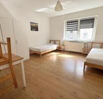 Sanierte möblierte 4,5 Zimmerwohnung 2 Bäder Einbauküche - Gelsenkirchen Rotthausen