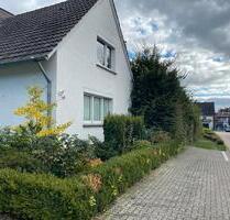 Einfamilienhaus mit großem Grundstück - Bezugsfrei - Uslar