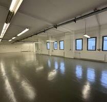 Büro-Produktions-Lagerfläche auf kleinem Gewerbehof - Hamburg Stellingen