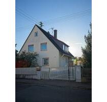 Freistehendes Einfamilienhaus mit großem Garten, kein Bebauungspl - Günzburg