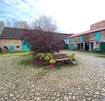 Dreiseitenhof Bauernhof mit Charme, Geschichte & Potenzial - Brück