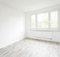 Tolles Wannenbad I praktischer Zuschnitt - Chemnitz Adelsberg