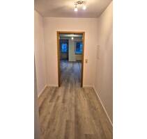 Renovierte 3- Zimmer- Maisonette-WHG mit Balkon & Einbauküche - Öhringen