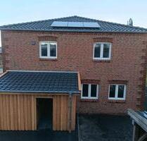 Schicke Oberwohnung - Erstbezug! - Hage