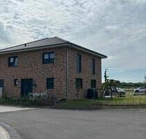 Stadtvilla 6 Zimmer - 699.000,00 EUR Kaufpreis, in Kölln-Reisiek (PLZ: 25337)