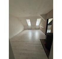 3 Zimmer Stadtmitte - 680,00 EUR Kaltmiete, in Hof (PLZ: 95028) Altstadt