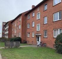 Ihre Zukunft - Ihre Wohnung: sanierte 2,5-Zimmer-Wohnung mit Balkon, sofort anmietbar! - Lübeck Sankt Jürgen