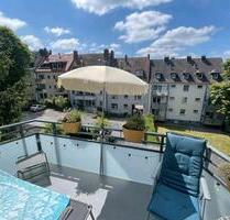 Sehr helle 2,5 Raum Wohnung mit Balkon Nähe Klinikum - Essen Stadtbezirk III