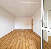 hübsche 3 Raum mitten im Zentrum mit großem Balkon - Zwickau