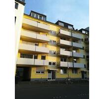 Gut geschnittene 2 ZKB Wohnung mit Balkon in Koblenz Süd