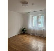 Schöne 2-Zimmer-Wohnung mit Dachterrasse im Herzen Schweinfurts