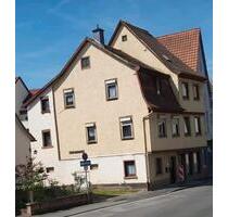 Kleines, charmantes Haus in zentraler Lage von Lohr am Main