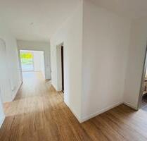 3 Zimmer- Wohnung mit Balkon, EBK u. Gäste- WC - Delmenhorst
