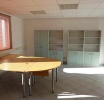 Büro und Lagerfächen - 900,00 EUR Kaltmiete, ca.  215,00 m² in Mohlsdorf-Teichwolframsdorf (PLZ: 07987)