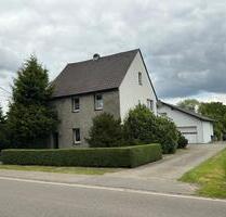 Einfamilienhaus in bester Lage, große Garage mit Eigentumsgrundst - Bottrop Feldhausen