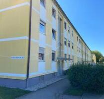 Direkt von Eigentümer - Modernisierte 3 Zi. Obergeschosswohnung - Dachau