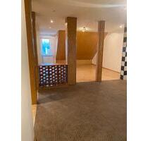 Schöne Wohnung in Völklingen - 700,00&nbsp;EUR Kaltmiete, ca.&nbsp; 65,00&nbsp;m&sup2; in Saarbrücken (PLZ: 66123) Kieselhumes