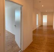 Schöne 2,5 Zimmer-Hochparterrewohnung in Schauenburg mit EBK