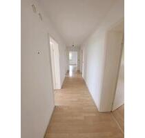 Charmante Dachgeschosswohnung mit Garten - Affing