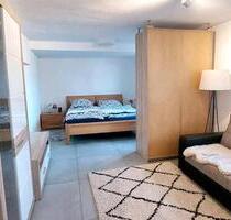 Möblierte 2-Zimmer-Wohnung im Grünen - Esslingen am Neckar Hegensberg
