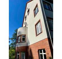 Schöne 4-Zimmer-Wohnung mit Gartennutzung und zwei Balkonen - Frankfurt (Oder)