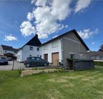 Einfamilienhaus mit großem Grundstück in Dahlem-Schmidtheim