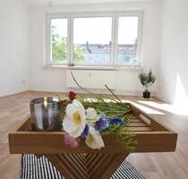 Modernes Bad Direkt am Campus - 320,00 EUR Kaltmiete, ca.  58,14 m² in Chemnitz (PLZ: 09126) Bernsdorf