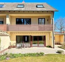 Helle, attraktive Doppelhaushälfte mit Einliegerwohnung in ruhiger Lage von Siegertsbrunn - Höhenkirchen-Siegertsbrunn