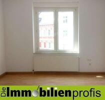 52090 - Große 2-Zimmer-Altbauwohnung in Hof - Bahnhofsviertel