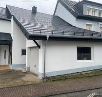 Kernsaniertes Haus zu vermieten - Kleinmaischeid