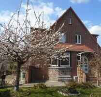 Große Wohnung mit kleinem Garten in bester Lage - Güstrow