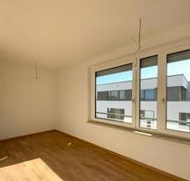 Erstbezug - 2 -Zimmer-Neubauwohnung inkl. EBK und sonniger Dachterrasse - Ludwigsburg Oßweil