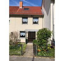 Renoviertes Haus mit Wintergarten und Garage in Bovenden