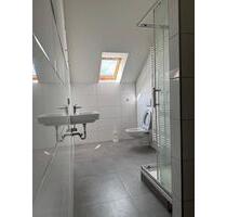 Dachgeschosswohnung 4ZKB zu vermieten! - Neunkirchen