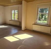 Stilvolle 3-Raum-Wohnung 88m² - im EG einer Stadtvilla mit Garten - Waltershausen