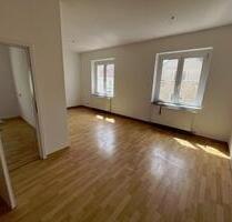 kleine preiswerte 3 Raumwohung im 3.OG mit Balkon und Gartennutzung - Freiberg