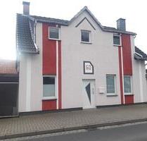 Int. EFH mit gr.Terrasse u. Nebengebäude als Anlageobjekt - Alfeld (Leine)