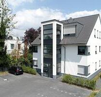 Attraktive kleine helle barrierefreie 2,5 DG-Wohnung mit Balkon - Köln Porz