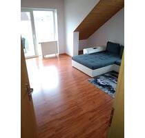 3-Zimmer Dachgeschosswohnung in Schwarzenfeld zu vermieten