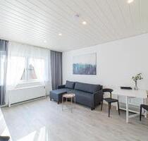 Vollständig sanierte, voll möblierte 2-Zimmer-Wohnung mit Balkon in Nürnberg – ab 01.11. frei