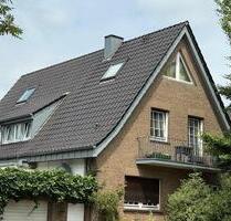 Sehr schöne Maisonette-Wohnung 4 Zimmer + großer Balkon (20 qm) - Rees