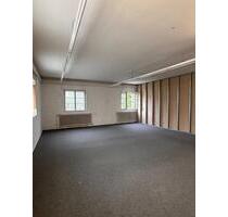 Lagerräume in Freilassing - 320,00 EUR Kaltmiete, in Freilassing (PLZ: 83395)