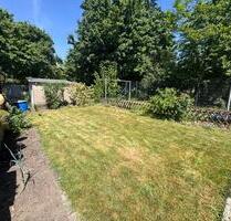 Eigener Garten mit direktem Zugang zum Hasenbuck in Nürnberg