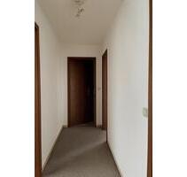 Helle 2-Zimmer Dachgeschosswohnung - wird vor Einzug renoviert - Frankfurt am Main Sachsenhausen
