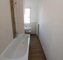 Richtig eingeseift...moderne 2-RW mit Wanne!!! - Freiberg