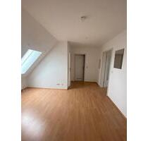 1,5 Zimmerwohnung mit EBK & TG-Stellplatz - Hof Christiansreuth